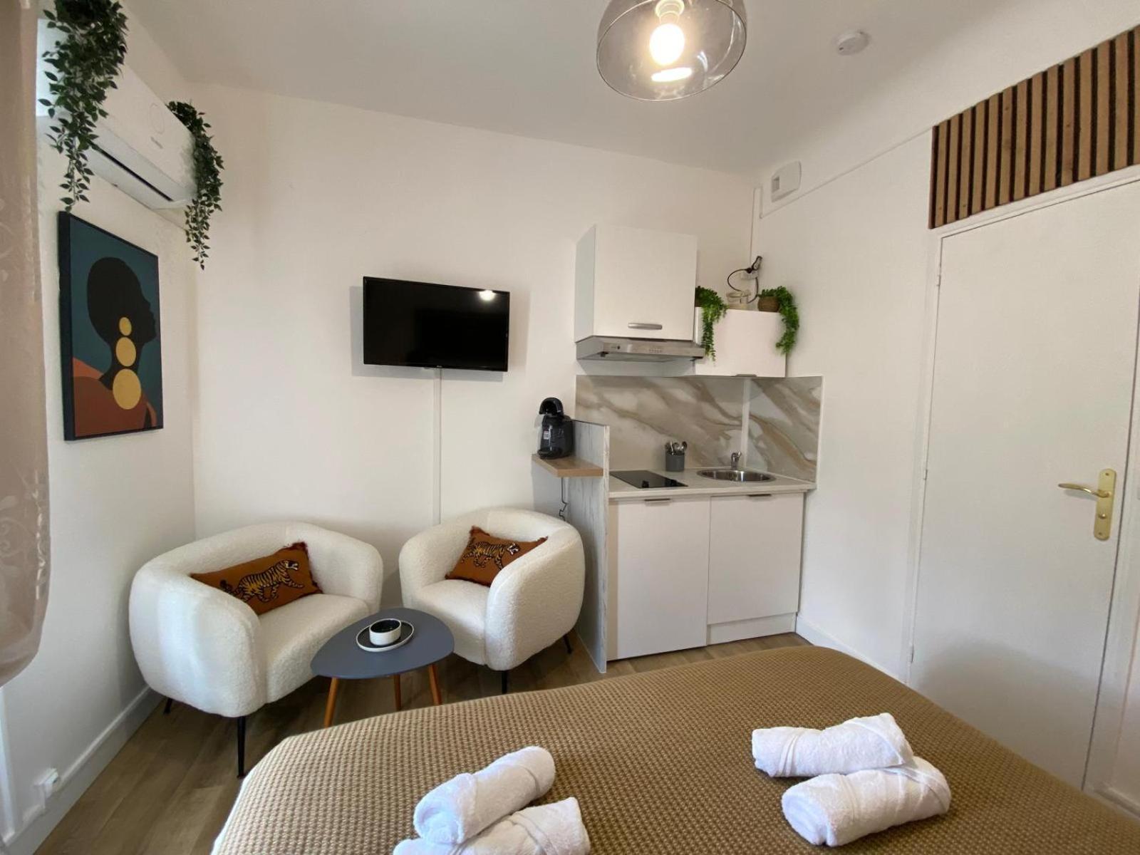 Chambre Tout Confort Hotel Limay Exterior foto